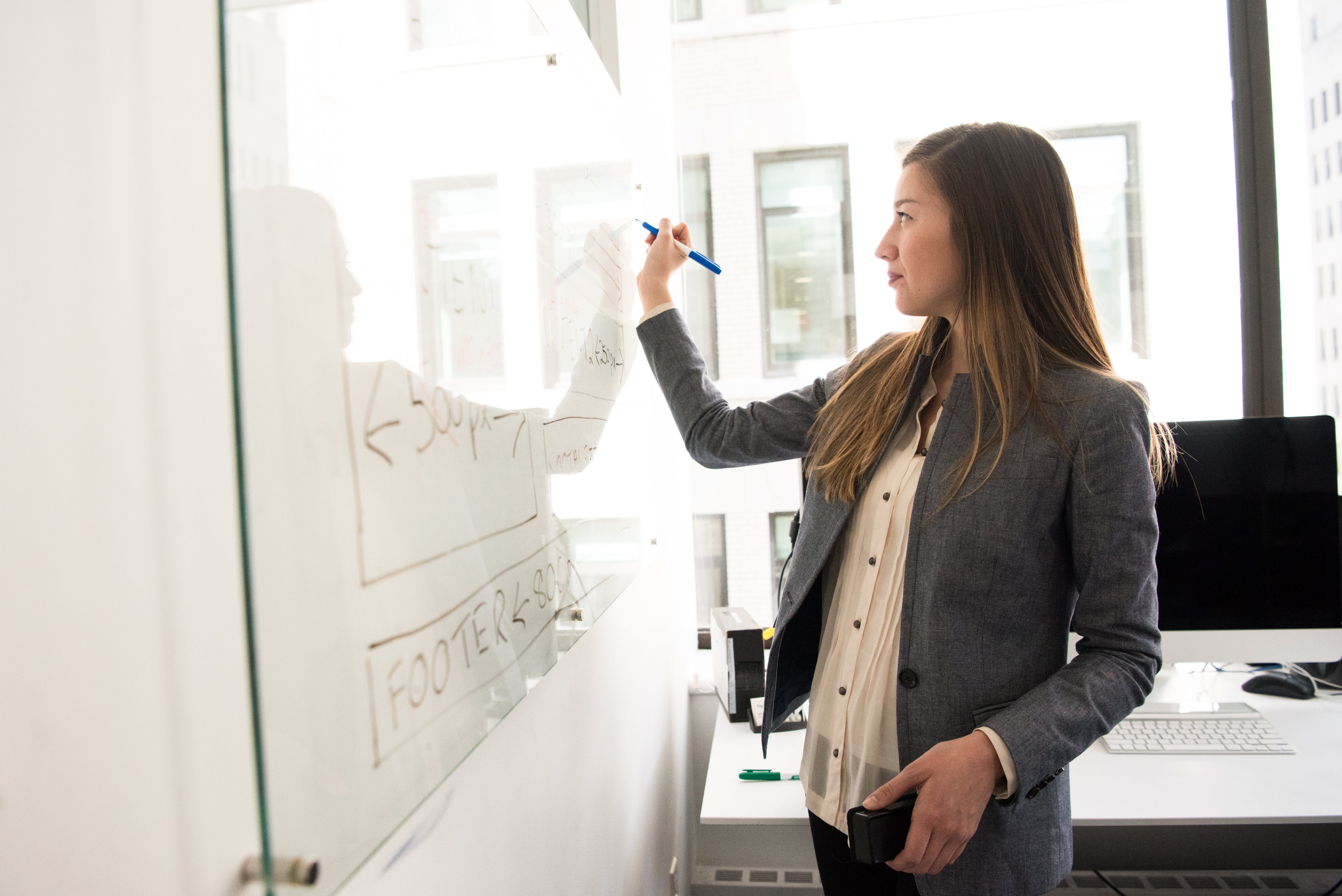 Balancing Quality and Quantity: CP Consulting's Approach to Client Satisfaction